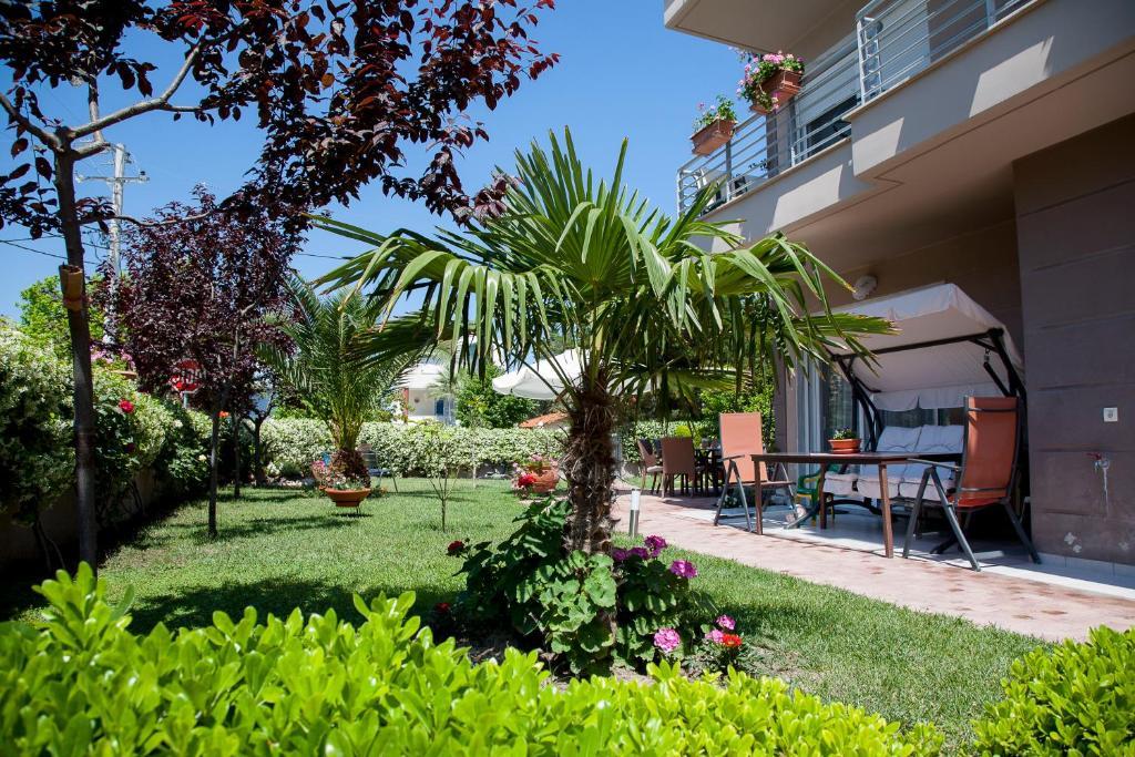 Apartments Eleni 4 Seasons Ханіоті Екстер'єр фото